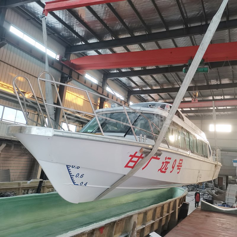 廠家供應(yīng)玻璃鋼客船，巡邏艇，交通艇，公務(wù)接待艇，觀光艇，游艇